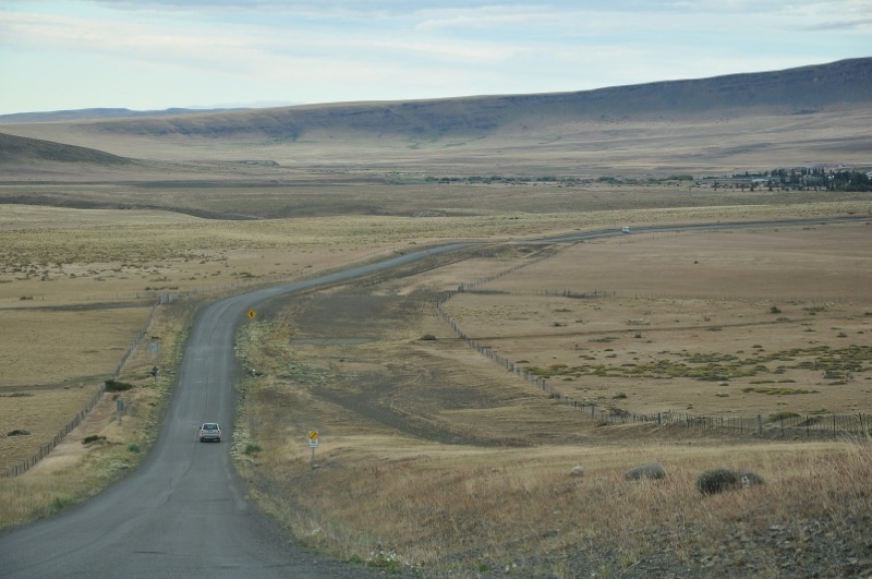 Ruta hacia Cerro Castillo en la Patagonia chilena